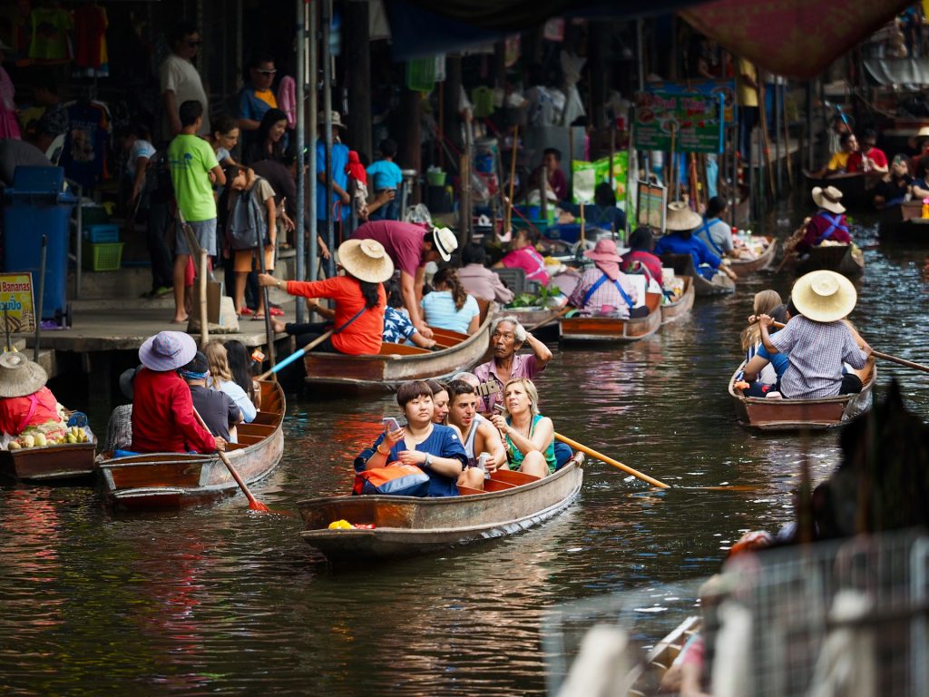 Floating market
